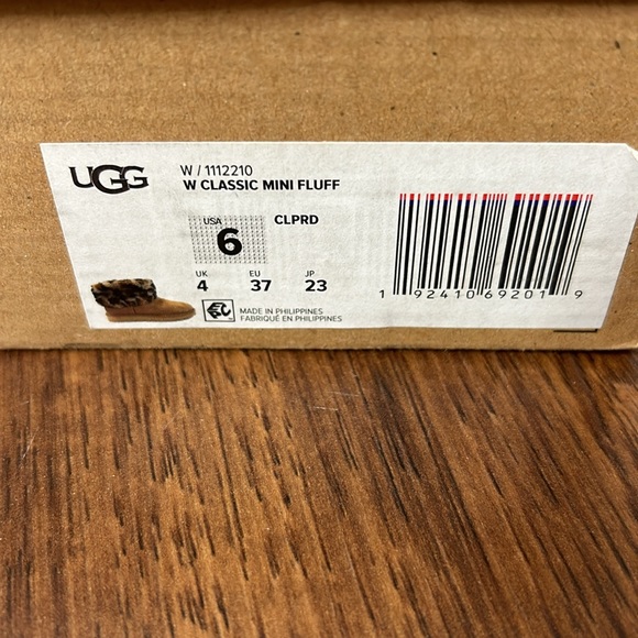 Ugg ankle boots - Picture 2 of 8